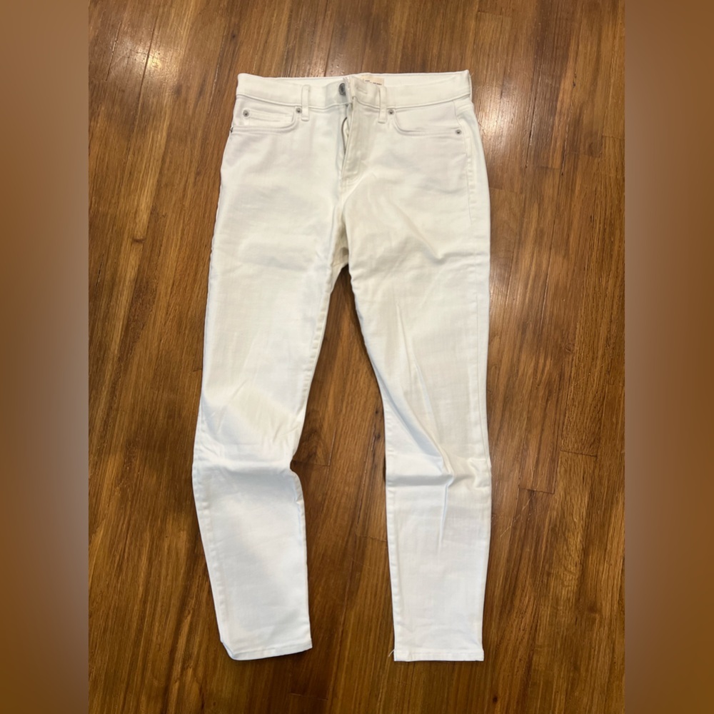 GAP 28R High Rise True Skinny Jeans in White